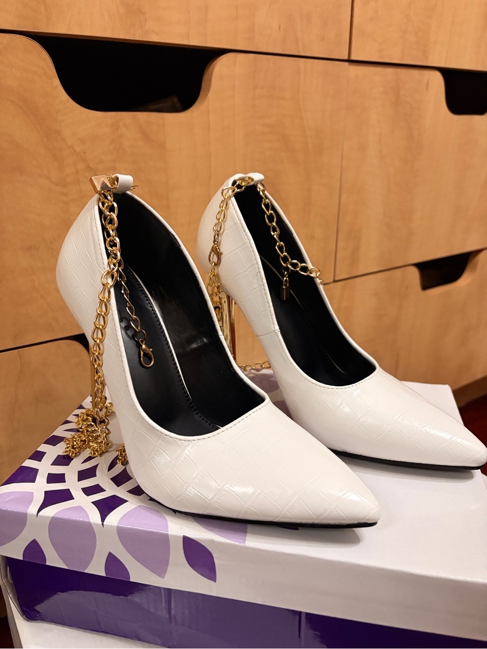 White Pointed Toe High Heels with Gold Chain Accent